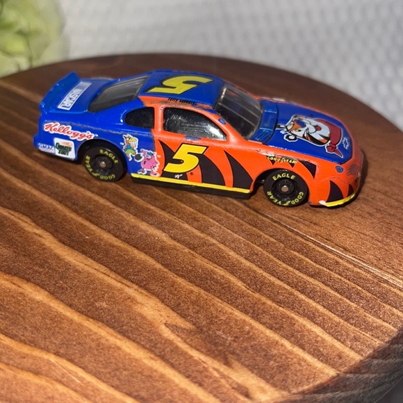 Vtg 2000 1:64 KELLOG'S FROSTED FLAKES MONTE CARLO #5 TERRY LABONTE - Picture 3 of 5